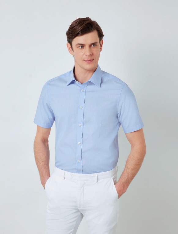 Мужская рубашка голубая с коротким рукавом